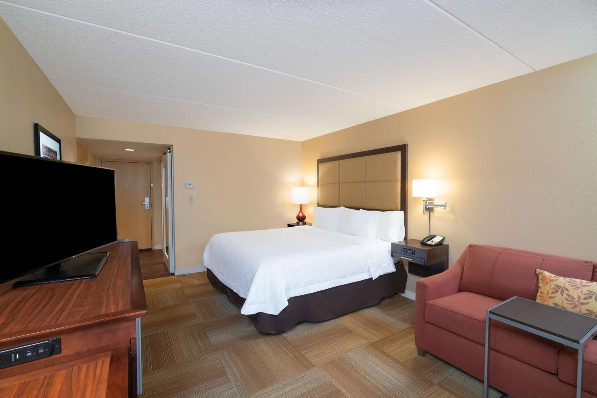 Hampton 3* Lafayette