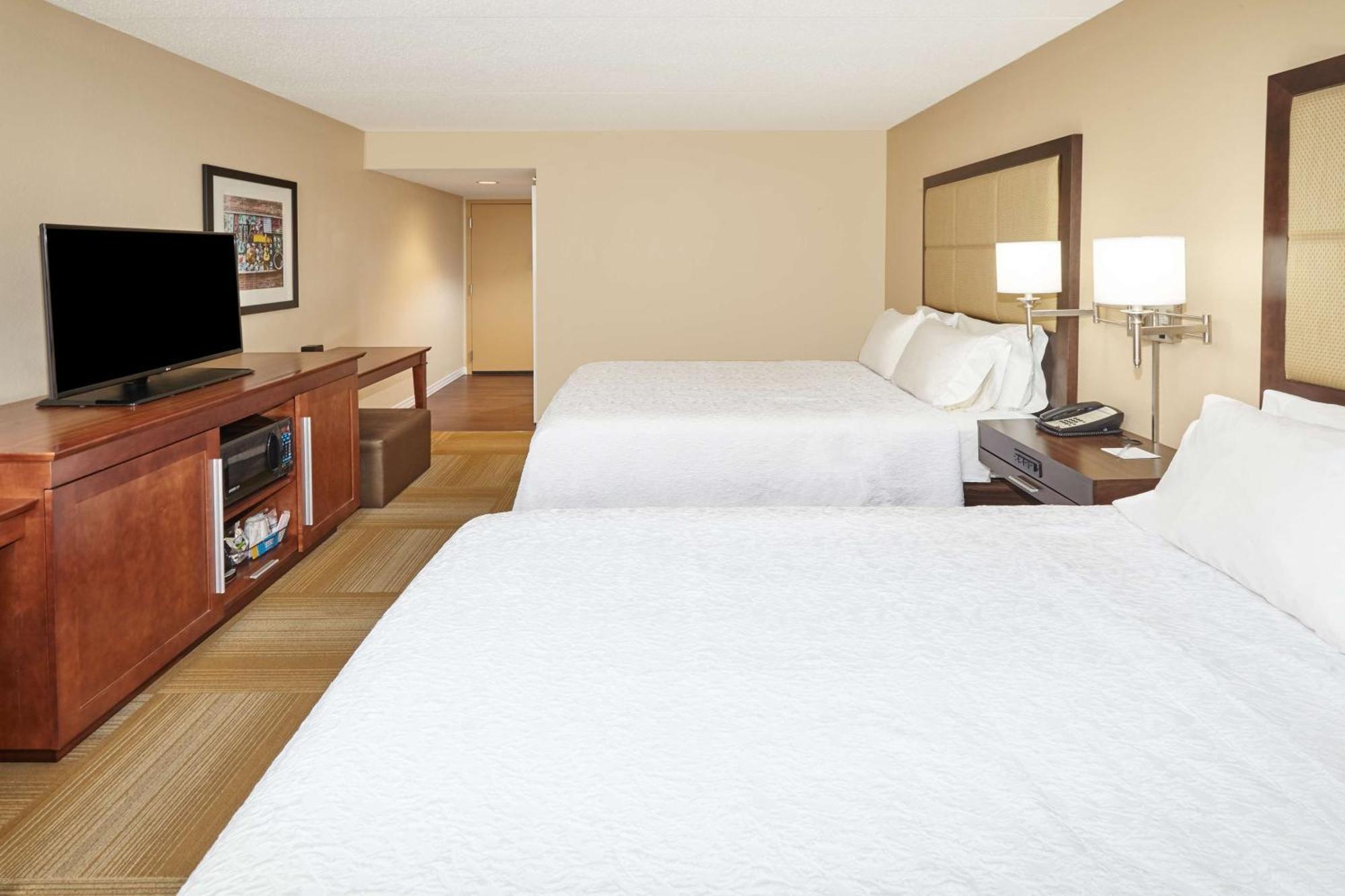 Hampton Hotel 3*