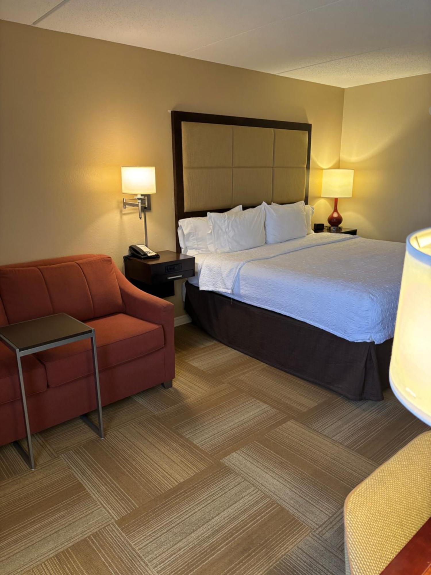 Hotel Hampton