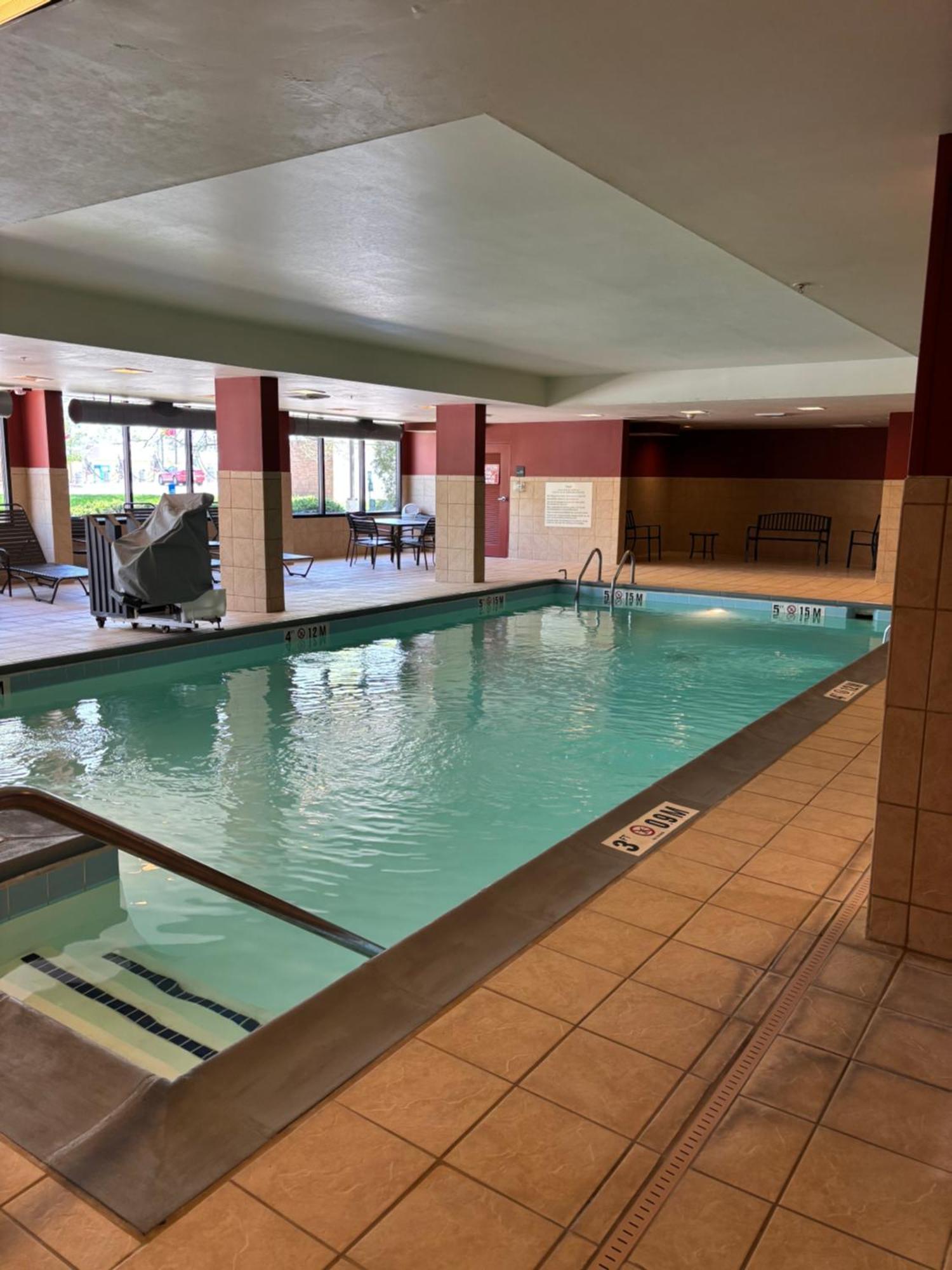Hampton Hotel 3*